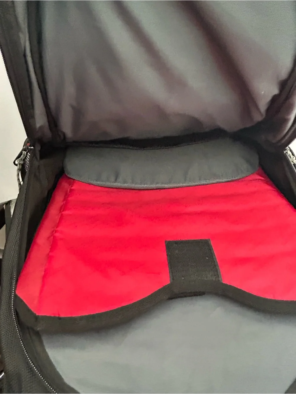 We get Swiss Gear Cobalt 16’’ Laptop Backpack